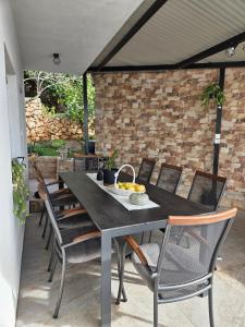 Apartment TIA, private terrace, sea view, jacuzzi