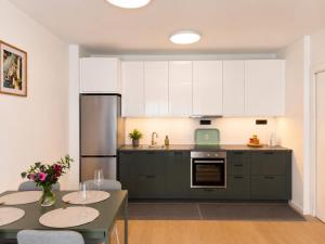 Apartment Lari