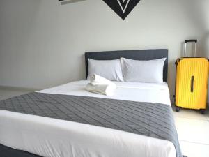 Elysia 2Pax Couple Romantic Retreat Studio By STAY