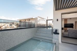 Naeva Luxury Apartments - Sky