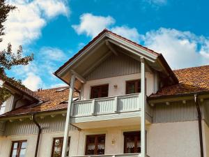 Wonderful rooftop gallery with a balcony