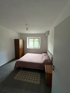 Central apartment, sea within walking distance