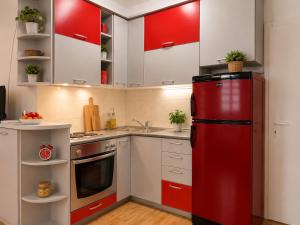 Heart of red apartment-Smart TV-Netflix-Balcony