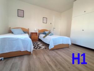 SaGrErA fLaT