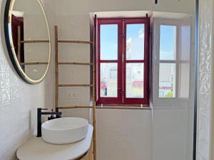 Val Stylish Townhouse Olhao By JuntoAoMar