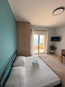 Geomelos Theodoros Apartments