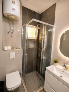Golden House Apartments
