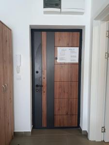 Jade Apartment