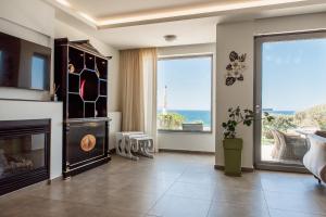 Sea View Beachfront Villa Peri