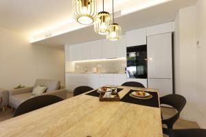 Bravissimo Carrer Sol, Monthly Apartment