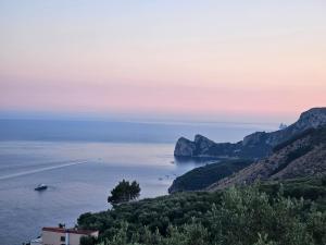 Villa Dequinz Luxury Retreat & Private Infinity Pool