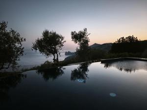 Villa Dequinz Luxury Retreat & Private Infinity Pool