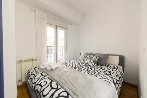 PRA100C - Piso de 2 dormitorios y 2 baños en el centro de Madrid - Alquiler temporal