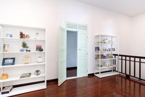 Heritage Family Home Spacious & Central Location