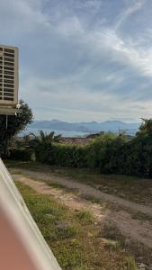 Cozy, renovated studio Cannes, Croix des Gardes