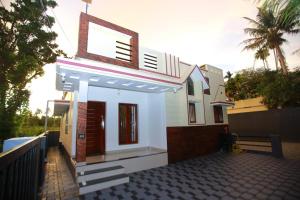 AJ Homes - Aaron Villa