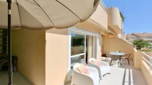 Coral Apartment by Cleverdetails in Vilamoura