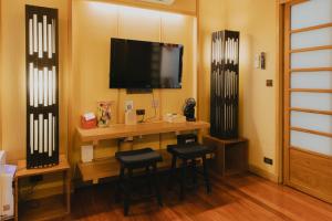 New York Loft & Japanese Magic by V4SKIN