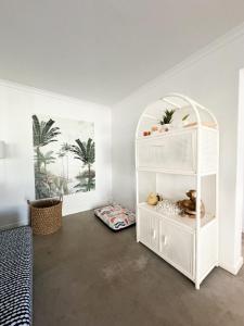 Surf Chic Sheffield Beach Escape