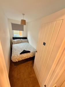 Shells Lodge Compact 8-Bedroom Chalet Maryville Caravan Site Uddingston, Glasgow
