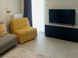 ΒΜ apartment near the waterfront