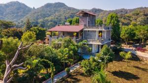 Molshri Farms - CountrySide Farmstay