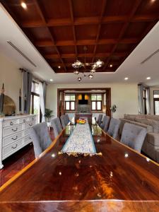 Luxury pool villa Pattaya