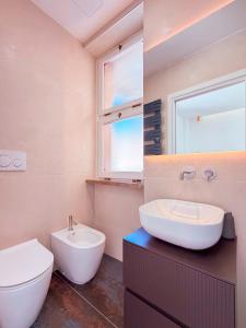 Apollo Suites