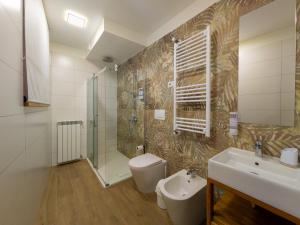 Pallanza Courtyard Apt