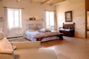 B&B / Chambres d'hotes Le Couvent de Neuviale : photos des chambres