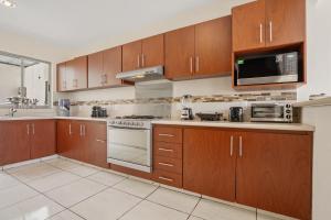 Casa Mamino Pool Palapa and Pet Friendly