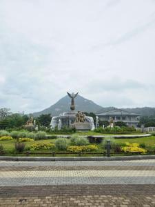 Stay JoyㅡGroups & Families up to 17ㅡ6BR Whole HouseㅡWalk to Gyeongbokgung
