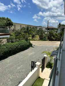 Veragua, modern apartment in a private area with pool, 10 mins from Cabarete