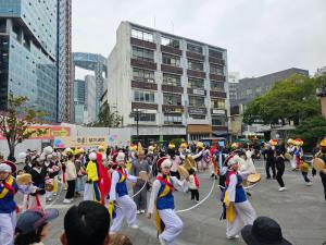 Stay JoyㅡGroups & Families up to 17ㅡ6BR Whole HouseㅡWalk to Gyeongbokgung