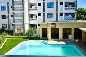 KK Homes -Pool View