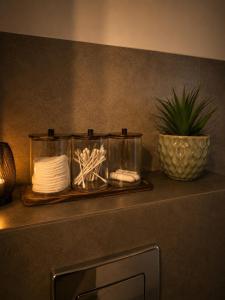 Roztocka studio, free parking, 1 tram to the city & PGE National Stadion by Cosmo Spirit