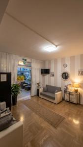 B&B - Meuble - Hotel " CORDIALE "
