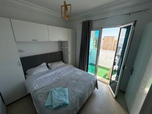 Cosy Apartment with Terrace, BBQ & Open View