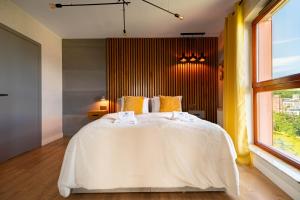 Chmielna Penthouse River View