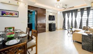 The Icon by RedOlive4BHKDwarka Expressway