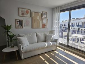 Charming Apartment with Pool Access and Private Jacuzzi