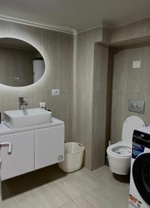 Golden Stay Apartment