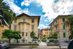 Villino la Fleur - Elegant & Central & Parking