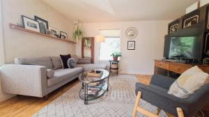 CharmingCity Home