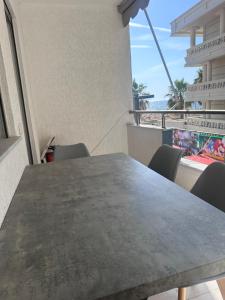 Green apartment