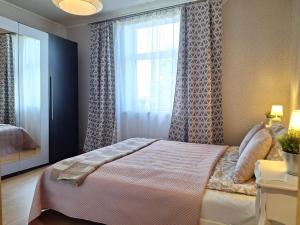 Central Tallinn - Kadriorg with free parking