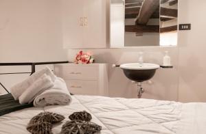 Le Petit Bijou Danzetta downtown luxury mini loft