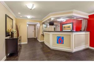 Motel 6 Chicago Vernon Hills Lincolnshire IL