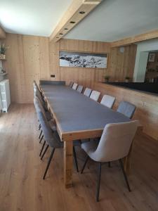Le Frêne, 15 personnes, 6 chambres, sauna, 230 m2