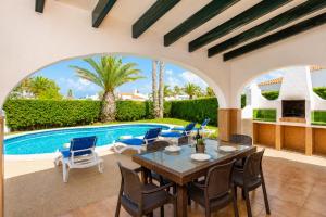 Villa Clariana Large Private Pool AC WiFi